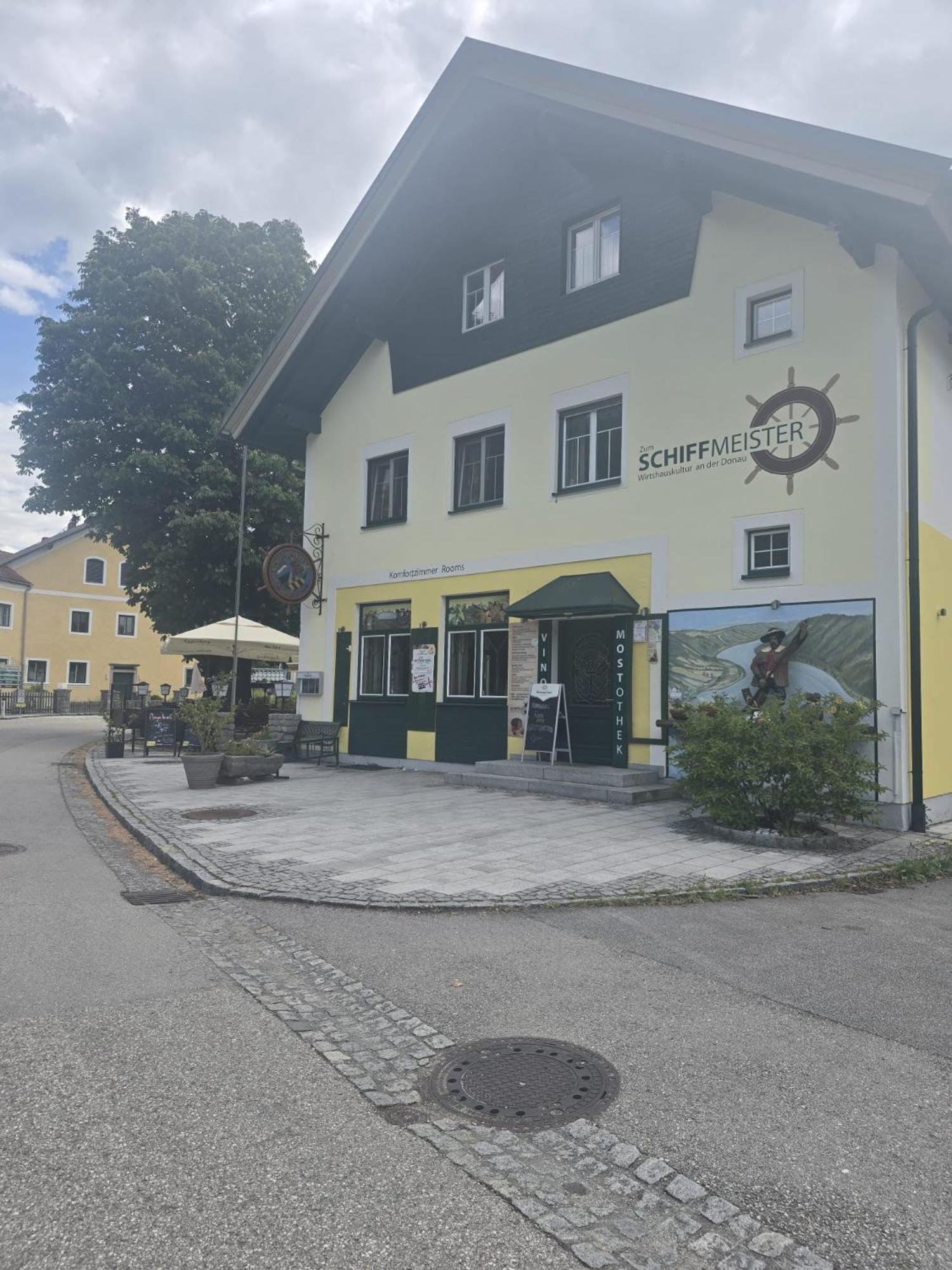Gasthof Zum Schiffmeister Wesenufer Екстериор снимка